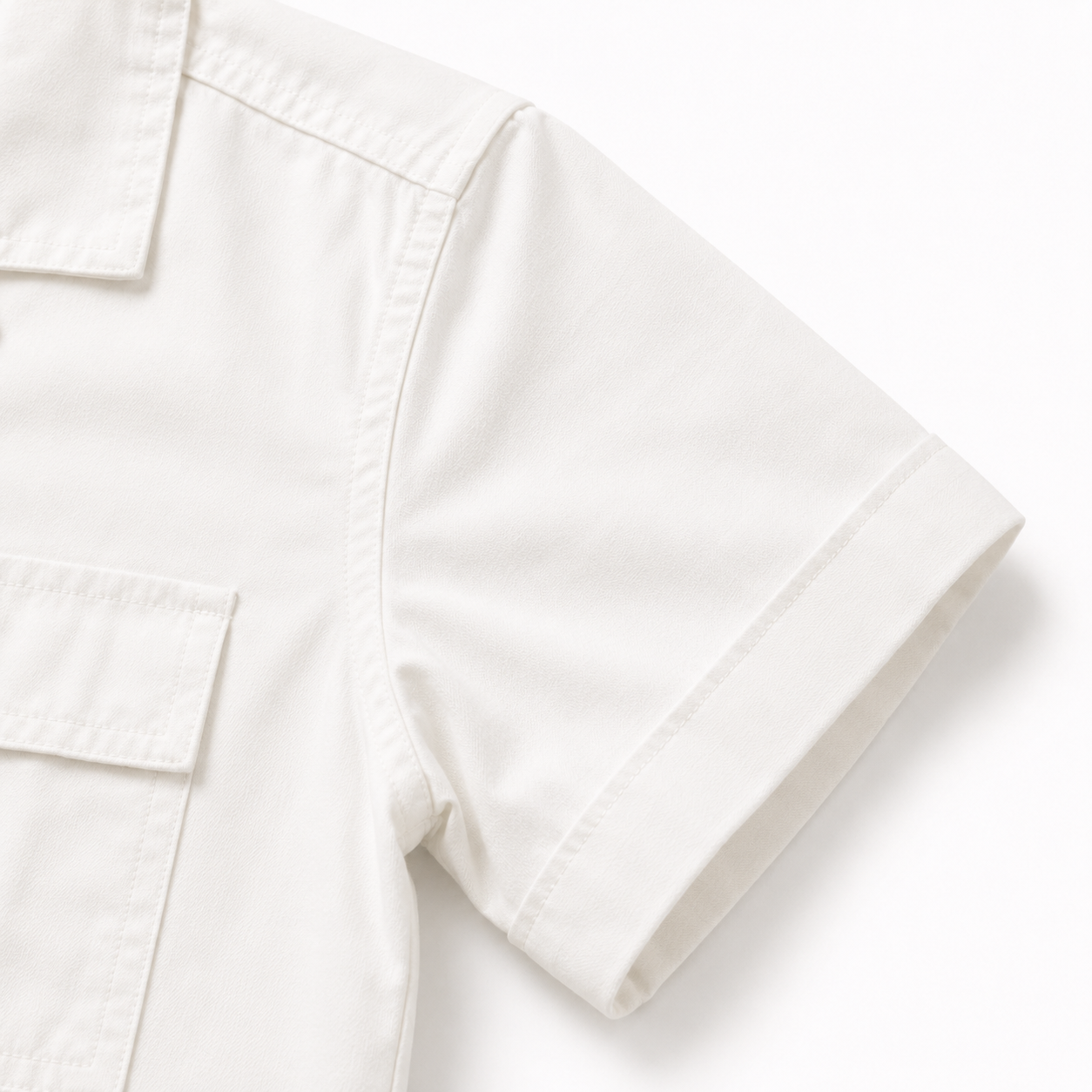 Boys’ White Short-Sleeve Casual Shirt with Dual Flap Pockets and Yellow Graphic Print